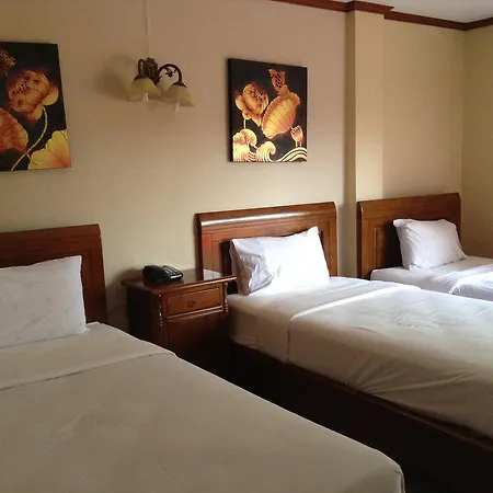 Hotel Jomtien Cozy 3*