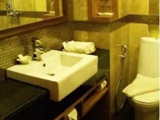 Chada Thai House