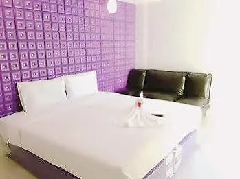 Momo Villa Villa