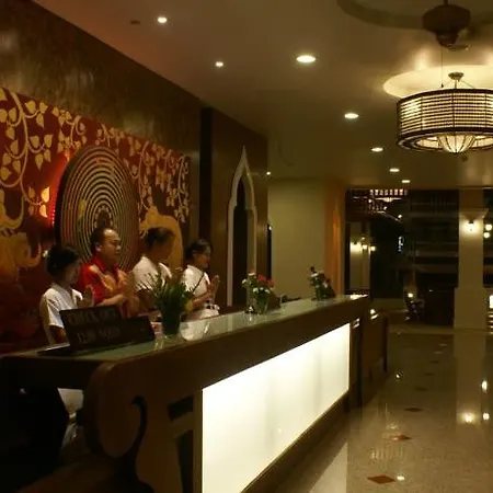 โรงแรม ไอยรา พาเลส
