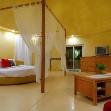 รีสอร์ท Chic+ Chill @eravana Pattaya