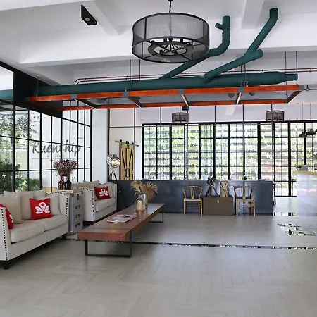 Hotel Zen Bang Lamung