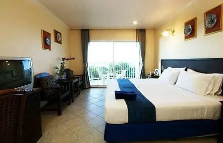 Cross Pratamnak 5* Pattaya