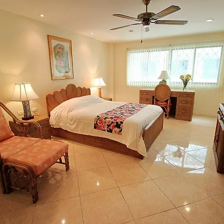 Butterfly Garden Boutique Residence: Luxury With Baths Hotel 4*