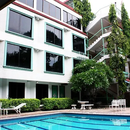 Seashore Hotel 3*