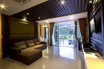 โรงแรม ฮามิลตัน แกรนด์ เรสซิเดนซ์ Pattaya
