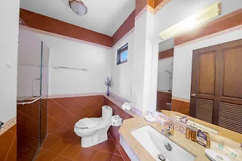 Green Pool Hotel 3*