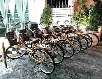 Green Pool Hotel 3*
