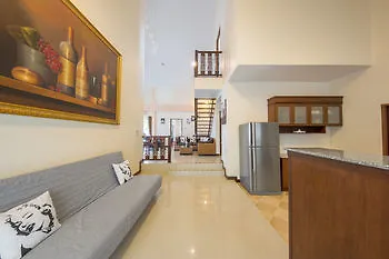 Green Pool Hotel 3*