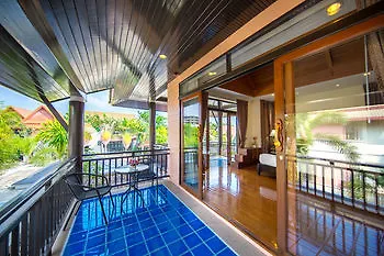 Green Pool Hotel