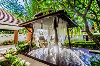 Hotel Green Pool