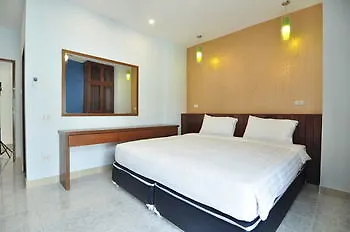 Arm Casa Pool โรงแรม