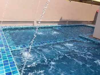 Arm Casa Pool โรงแรม Pattaya