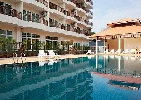 อพาร์ตโฮเทล Emerald Palace Pattaya