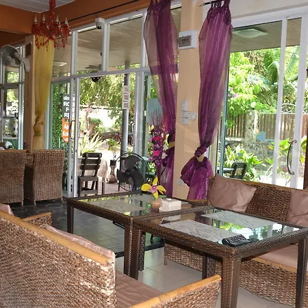 โรงแรม Jardin 3*