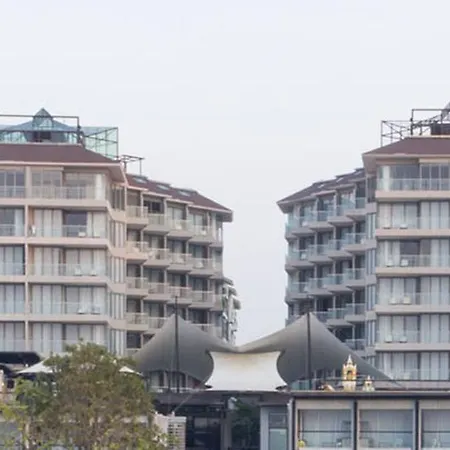 อพาร์ตโฮเทล Modus Suites & Serviced 5*