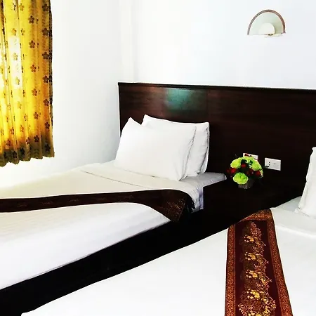 Hotel Boss 3*
