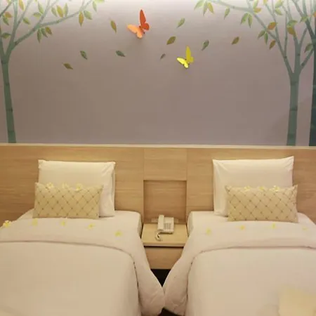 โรงแรม Levana - Sha Extra 3*