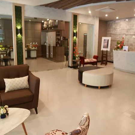 โรงแรม Levana - Sha Extra 3*