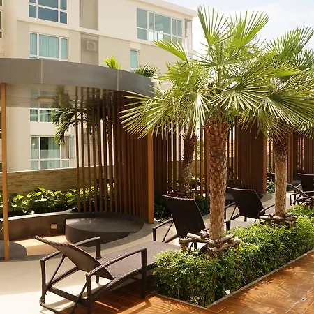 Apartment Stylish In Peak Towers *