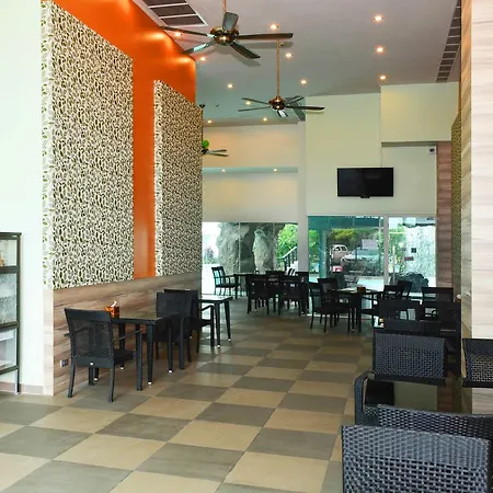 อพาร์ทเม้น Amazon Jomtien Pattaya