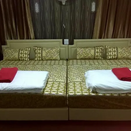 โรงแรม Hari Om Delhi Darbar 3*