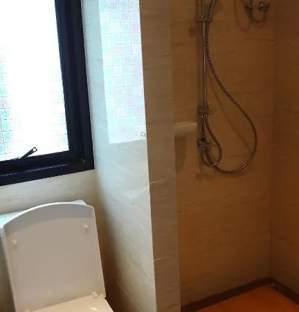 Golden Cliff House 3*