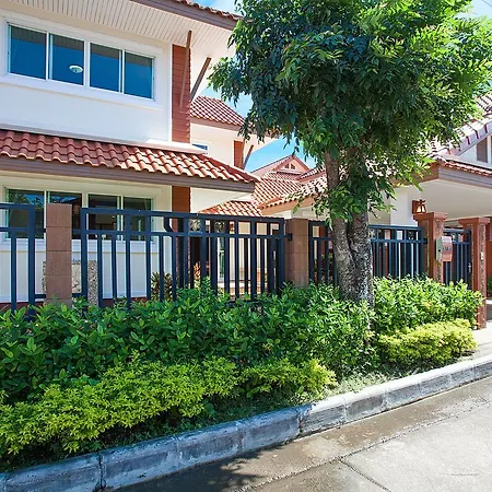 รีสอร์ท Baan Thai Lanna 3*