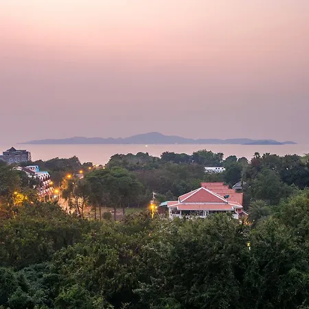 โรงแรม Hill Fresco Pattaya