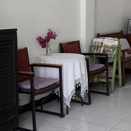 Admire House *