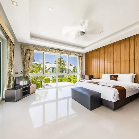 Villa Hollywood Pool Jomtien