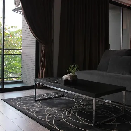 Place Serviced 3* Pattaya