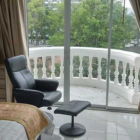 中国城财神大酒店 โรงแรม Pattaya