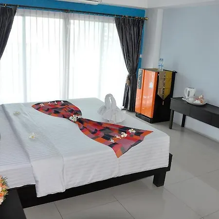 Oyo 75367 Ud Pattaya 4*