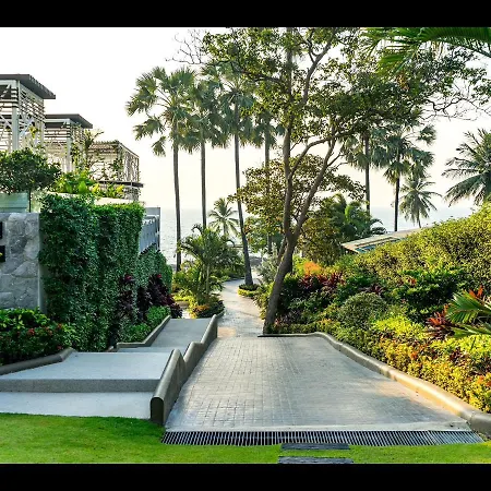 อพาร์ทเม้น The Palm Front Pattaya