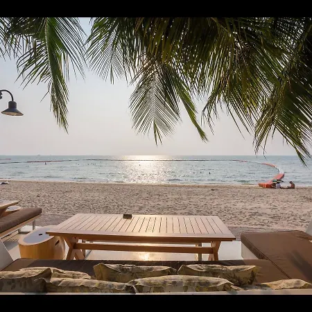 The Palm Front อพาร์ทเม้น Pattaya