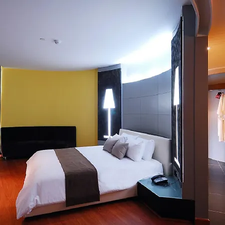 The Zign Hotel 5*