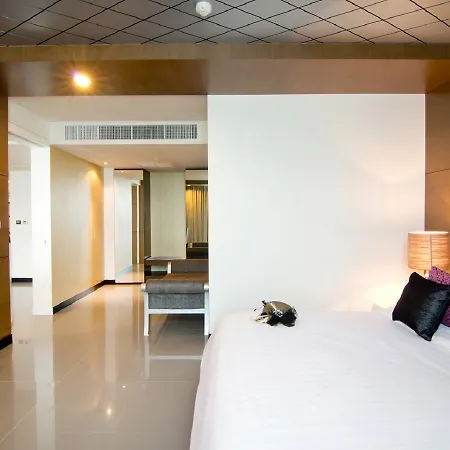 Way Hotel 5*