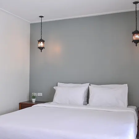 Wong Amat House 2*