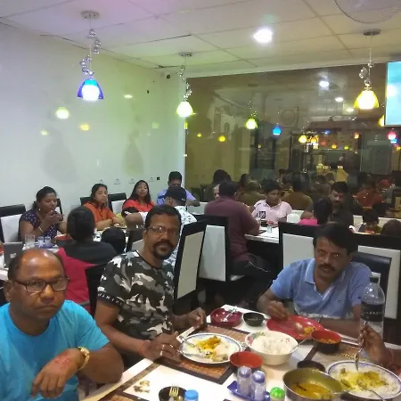 Hari Om Delhi Darbar โรงแรม