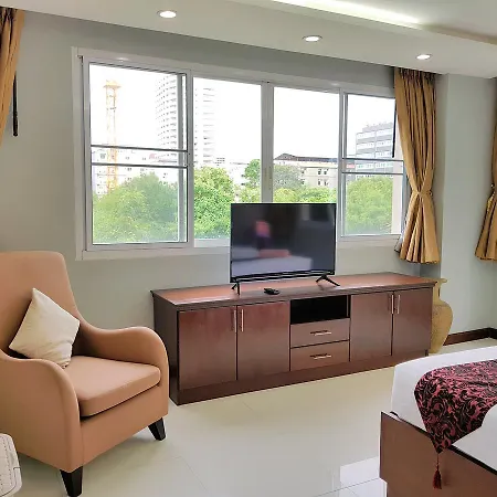 Nova Atrium By Holiday Pattaya