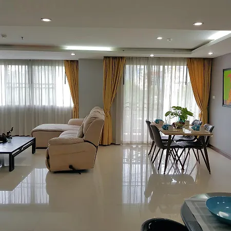 Nova Atrium By Holiday Apartment *