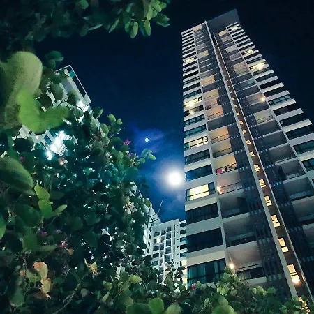 The Base 芭提雅基地公寓 * Pattaya