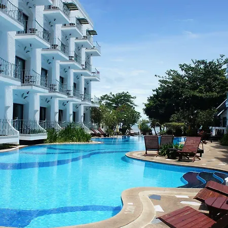 Naklua Resort 3*