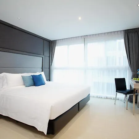 โรงแรม Shilat Avenue 4*