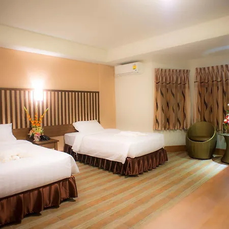 Hotel Oyo 120 Ja Siam Near Bangkok Hospital 2*