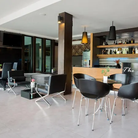 Place Serviced 3* Pattaya