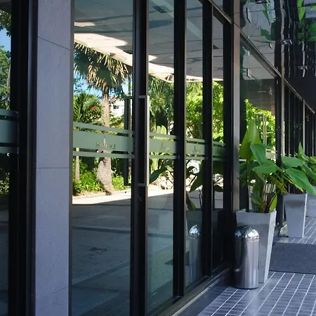 โรงแรม Place Serviced 3*