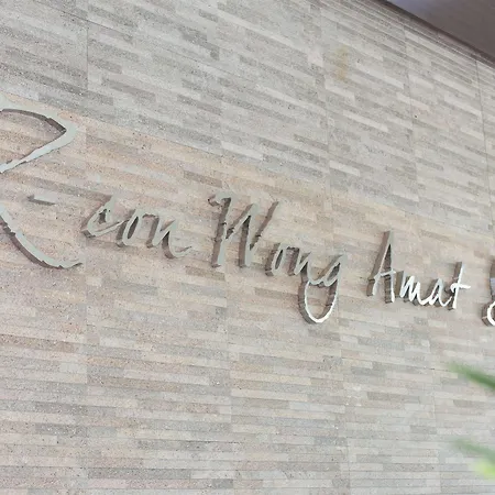 R-con Wongamat โรงแรม 4*