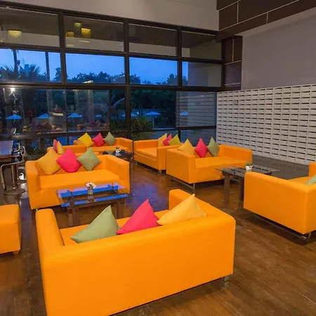 R-con Wongamat โรงแรม 4*